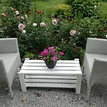 Matrix Garden Apartment *