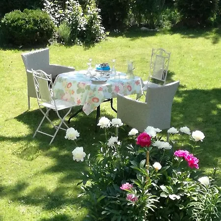 Matrix Garden Apartman