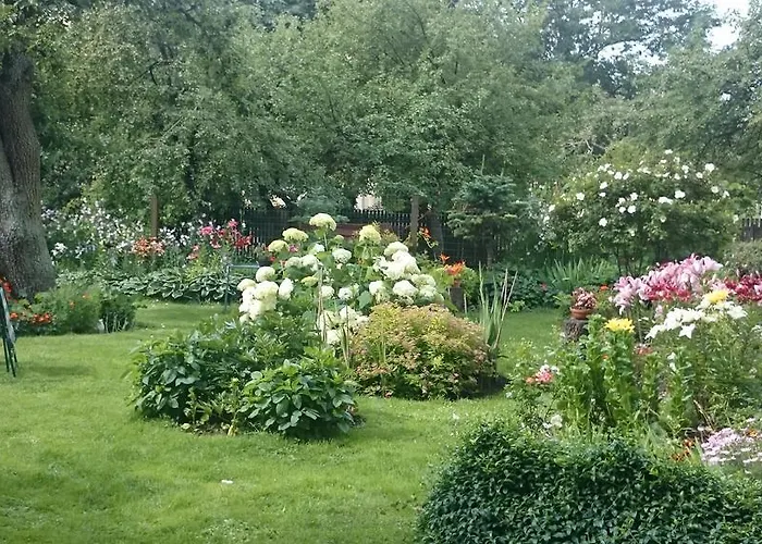 Matrix Garden Apartments *